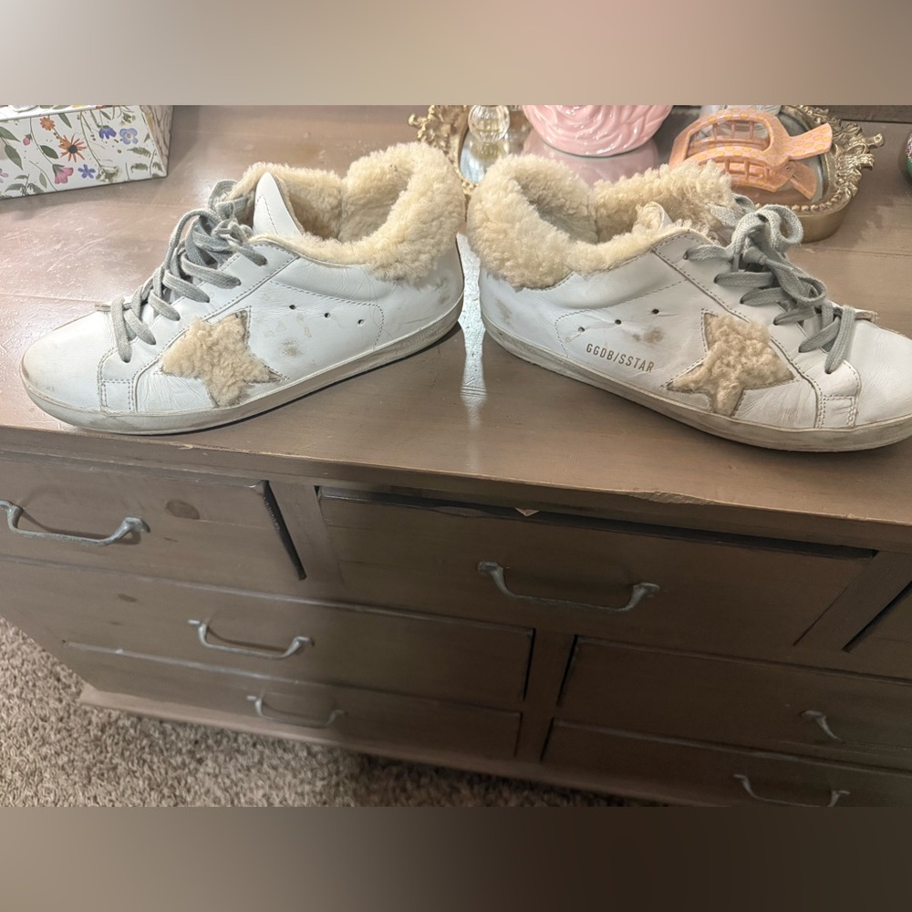 Authentic Golden goose shearling superstar sneaker! Size 8! - Picture 6 of 7